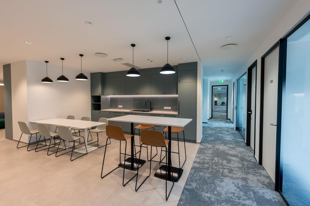 IWG's new Regus Center in Biatorbágy has opened