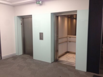 Offices to let in Christie's  (volt K32 , Irene)
