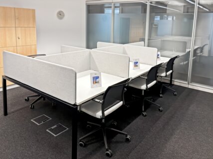 Offices to let in Alakítható szolgáltatott irodák a Regus West End Centreben