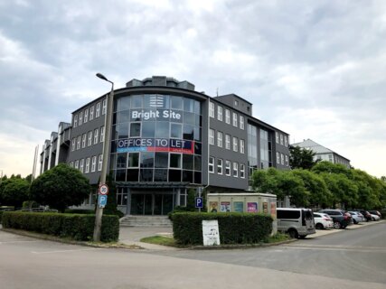 Offices to let in Bright Site Office