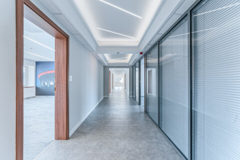 Offices to let in Korzo by Alfa Irodaház