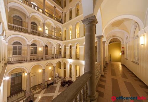 Offices to let in VI. Teréz körúton, Dessewffy utcánál a Nyugati pályaudvar szomszédságában150 -540 nm iroda