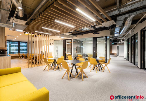 Offices to let in Qubes Budapest