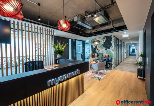 Offices to let in mycowork - myhive Átrium Park