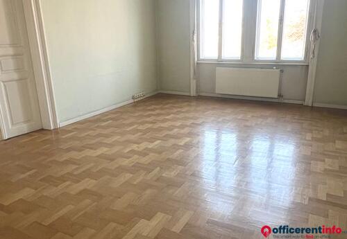 Offices to let in 1062. Bajza utcában az Anrássy útnál kiadó 268 nm-es világos, jó állapotú lakás iroda
