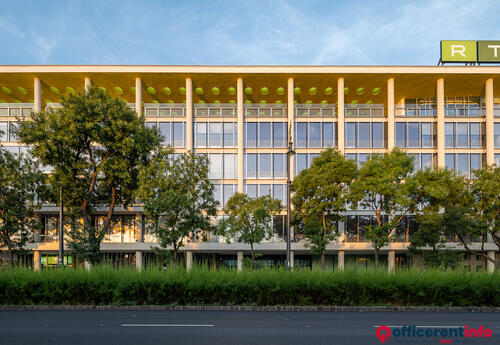 Offices to let in Liget Center