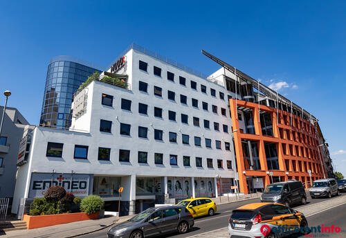 Offices to let in Buda Center