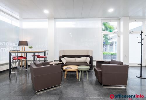 Offices to let in Flexible workspace in Regus IN15 Offices Building NO1
