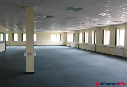 F épület 650 m2 iroda