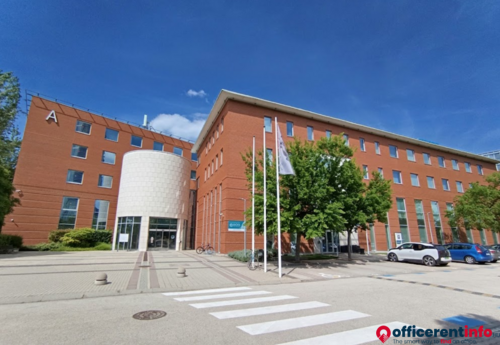 Offices to let in Flexible workspace in Regus Budapest Infopark