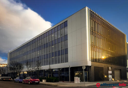 Offices to let in RHODIUM