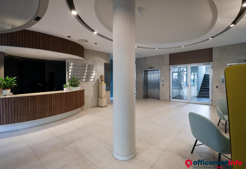Offices to let in Globe3 Irodaház