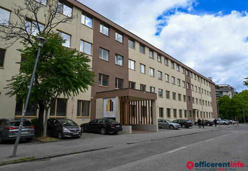 Offices to let in Innovation Offices Irodaház