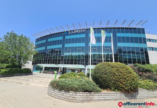 Offices to let in Lurdy Irodaház