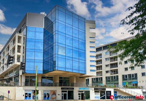 Offices to let in Discover many ways to work your way in  Regus Macropolis