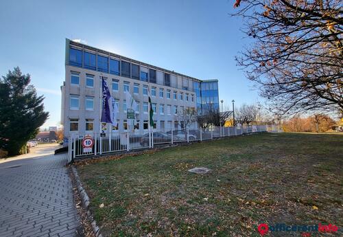 Offices to let in WEST SIDE OFFICE