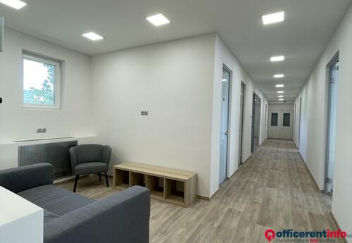 Offices to let in Thallóczy Irodaház