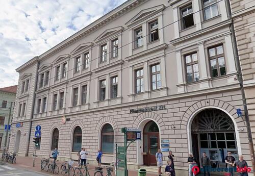 Offices to let in Kiadó Irodahelyiség