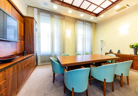 Pest, V. Belváros, central office 220 m² – for rent