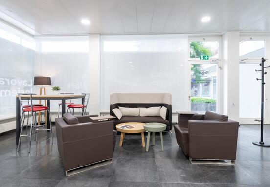 Alakitható rugalmas szolgáltató irodák Regus IN15 Offices Building NO1