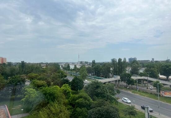 1025. Dunára - Margitszigetre panorámás irodák kiadók.