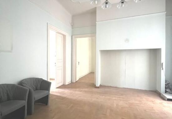 Bajza utcában 6 szobás  lakásiroda kiadó