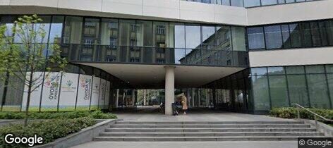 Street View: Corvin 4. (Corvin Skypark)