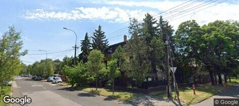 Street View: Kodály köröndnél modern jó elrendezésú iroda kiadó.