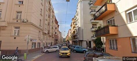 Street View: Bécsi úton III. kerület kínálunk kiadó hangulatos irodákat.