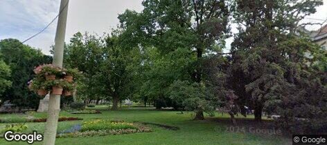 Street View: Kiadó Irodahelyiség