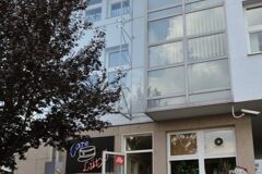 Offices to let in Terrapark D tömb