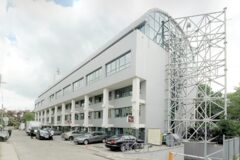 Offices to let in Rózsaházak