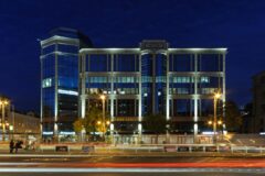 Offices to let in East-West Business Center