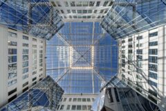 Offices to let in East-West Business Center