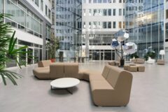 Offices to let in East-West Business Center