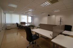 Offices to let in Downtown IX Irodaház