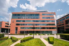 Offices to let in Infopark E épület
