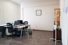 Offices to let in Monori Center Irodaház