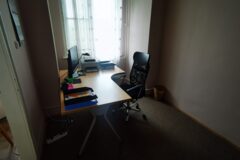 Offices to let in Kiskun Meridián Irodaház