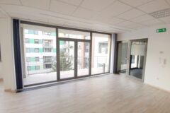 Offices to let in D2 Irodaház