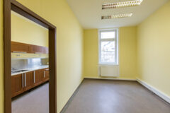 Offices to let in Leier Budafoki Irodaház és Raktárépület