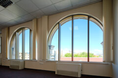 Offices to let in Laki Kereskedelmi Központ