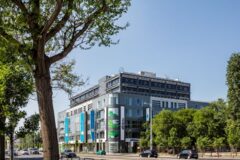 Offices to let in Skylight City