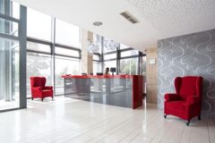 Offices to let in Dayka Gábor utcában welness hotelben kiadó irodák  33-125 m2-ig