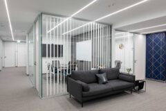 Offices to let in House of Business Bank Center