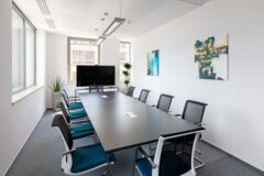 Offices to let in House of Business Capital Square