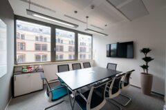 Offices to let in House of Business Capital Square