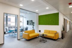 Offices to let in House of Business Capital Square
