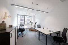 Offices to let in House of Business Capital Square