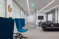 Offices to let in House of Business Bank Center